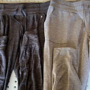 2/$10! 🔥 Jogger pants, size large